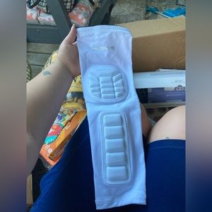 Hobrave forearm white sleeve